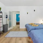 Apartmán Casatua - Zentral - Garage - Balkon - Uni - Wifi *