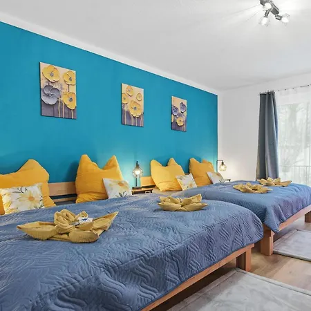 Apartmán Casatua - Zentral - Garage - Balkon - Uni - Wifi