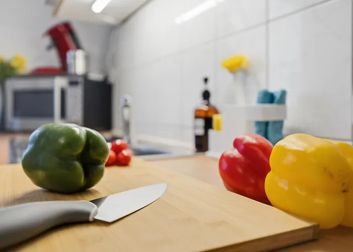 Casatua - Zentral - Garage - Balkon - Uni - Wifi